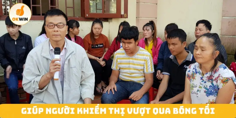 Giúp người khiếm thị vượt qua bóng tối